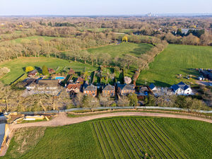 Photo 7- click for photo gallery